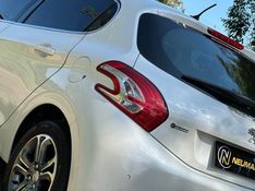 Peugeot 208 GRIFFE 1.6 2014 NEUMANN VEÍCULOS ARROIO DO MEIO / Carros no Vale