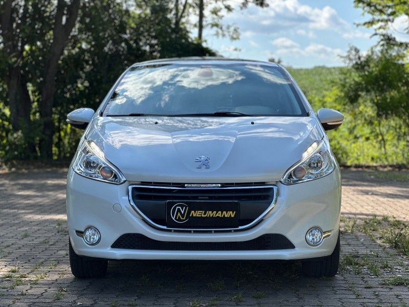 Peugeot 208 GRIFFE 1.6 2014 NEUMANN VEÍCULOS ARROIO DO MEIO / Carros no Vale