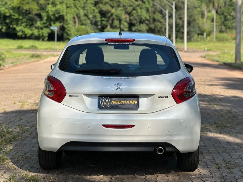 Peugeot 208 GRIFFE 1.6 2014 NEUMANN VEÍCULOS ARROIO DO MEIO / Carros no Vale