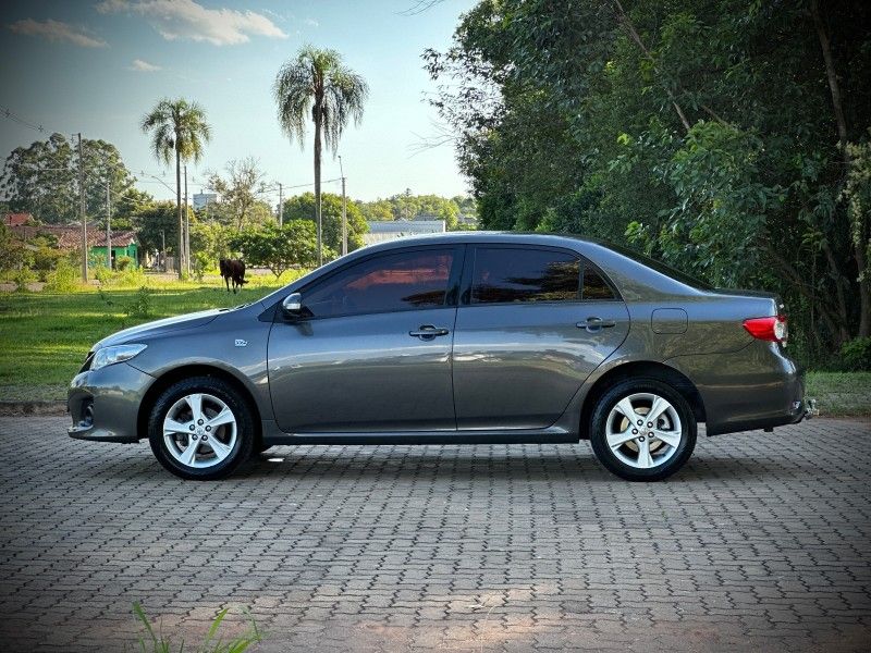 Toyota COROLLA XEi 2.0 2012 NEUMANN VEÍCULOS ARROIO DO MEIO / Carros no Vale