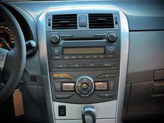 Toyota COROLLA XEi 2.0 2012 NEUMANN VEÍCULOS ARROIO DO MEIO / Carros no Vale