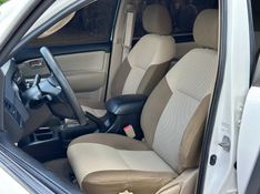 Toyota HILUX SW4 SR 2.7 2015 NEUMANN VEÍCULOS ARROIO DO MEIO / Carros no Vale