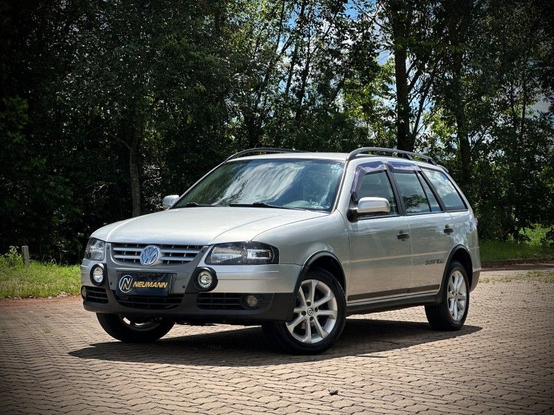 Volkswagen PARATI SURF 1.6 2013 NEUMANN VEÍCULOS ARROIO DO MEIO / Carros no Vale