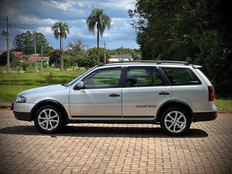 Volkswagen PARATI SURF 1.6 2013 NEUMANN VEÍCULOS ARROIO DO MEIO / Carros no Vale