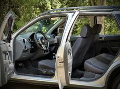 Volkswagen PARATI SURF 1.6 2013 NEUMANN VEÍCULOS ARROIO DO MEIO / Carros no Vale