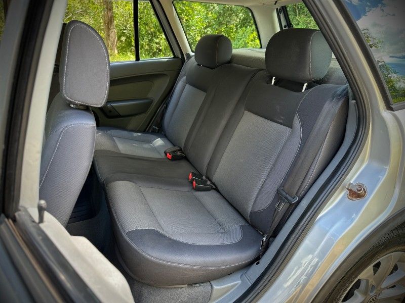 Volkswagen PARATI SURF 1.6 2013 NEUMANN VEÍCULOS ARROIO DO MEIO / Carros no Vale