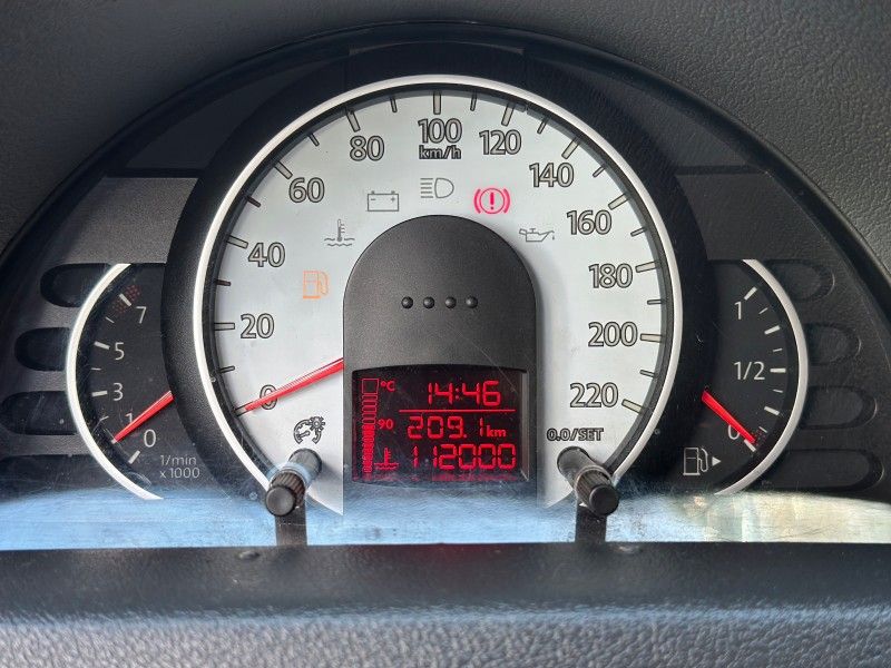 Volkswagen PARATI SURF 1.6 2013 NEUMANN VEÍCULOS ARROIO DO MEIO / Carros no Vale