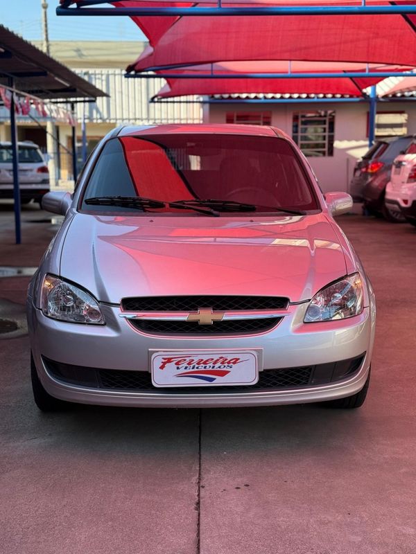 Chevrolet CLASSIC LS 1.0 8V 2014 FERREIRA VEÍCULOS VENÂNCIO AIRES / Carros no Vale