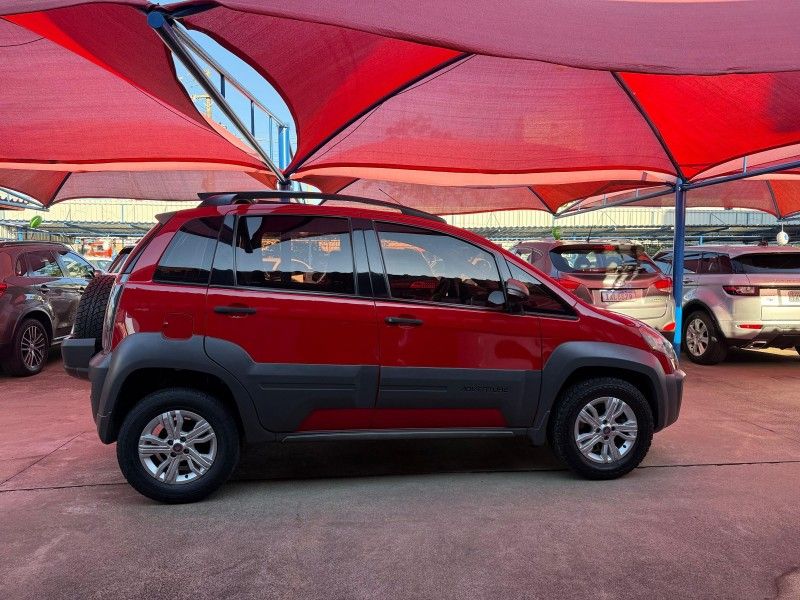 Fiat IDEA ADVENTURE 1.8 2013 FERREIRA VEÍCULOS VENÂNCIO AIRES / Carros no Vale