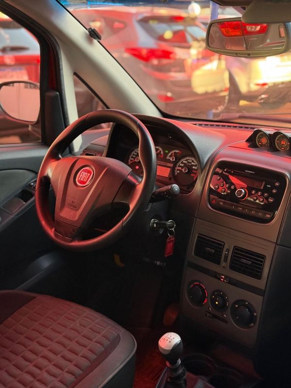 Fiat IDEA ADVENTURE 1.8 2013 FERREIRA VEÍCULOS VENÂNCIO AIRES / Carros no Vale