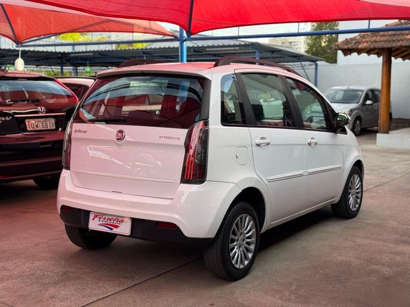 Fiat IDEA ATTRACTIVE 1.4 8V 2014 FERREIRA VEÍCULOS VENÂNCIO AIRES / Carros no Vale