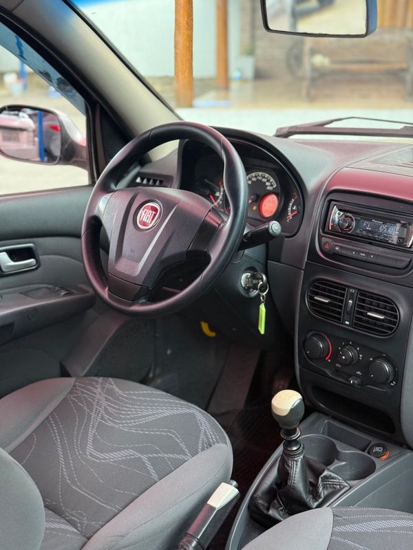 Fiat SIENA EL 1.4 8V 2013 FERREIRA VEÍCULOS VENÂNCIO AIRES / Carros no Vale