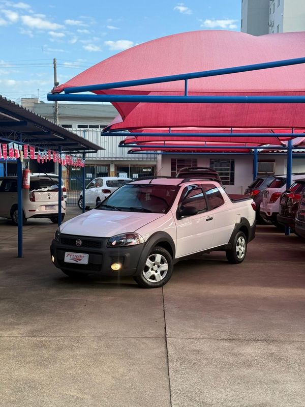 Fiat STRADA C.ESTENDIDA HARD WORKING 1.4 8V 2016 FERREIRA VEÍCULOS VENÂNCIO AIRES / Carros no Vale