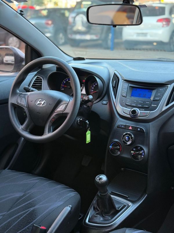 Hyundai HB20 COMFORT 1.0 2015 FERREIRA VEÍCULOS VENÂNCIO AIRES / Carros no Vale