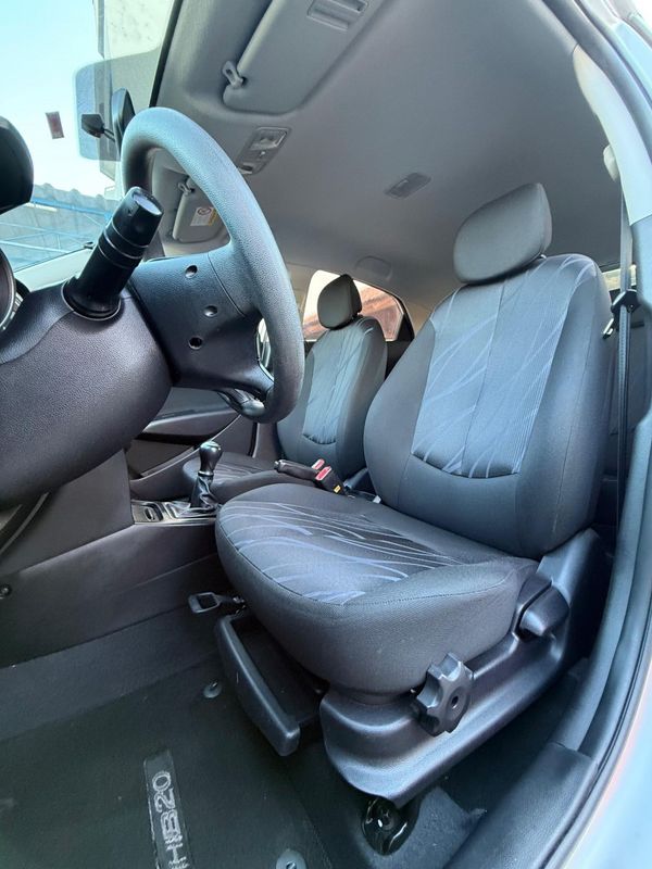 Hyundai HB20 COMFORT 1.0 2015 FERREIRA VEÍCULOS VENÂNCIO AIRES / Carros no Vale