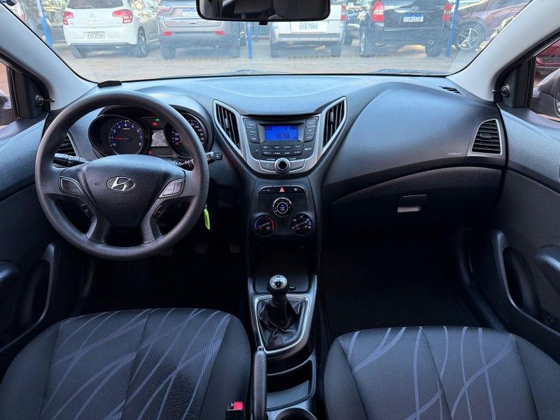 Hyundai HB20 COMFORT 1.0 2015 FERREIRA VEÍCULOS VENÂNCIO AIRES / Carros no Vale
