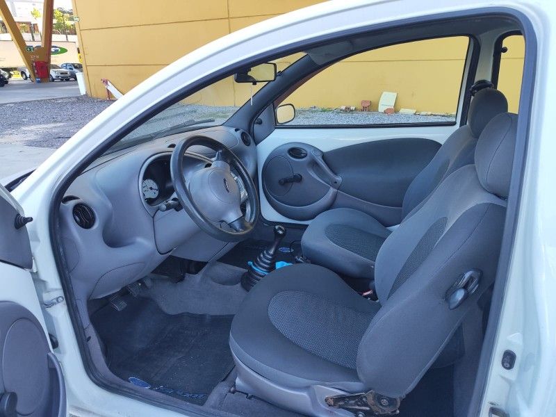 FORD KA 1.0 GL IMAGE 8V 2003/2003 HUBNER MULTIMARCAS FARROUPILHA / Carros no Vale