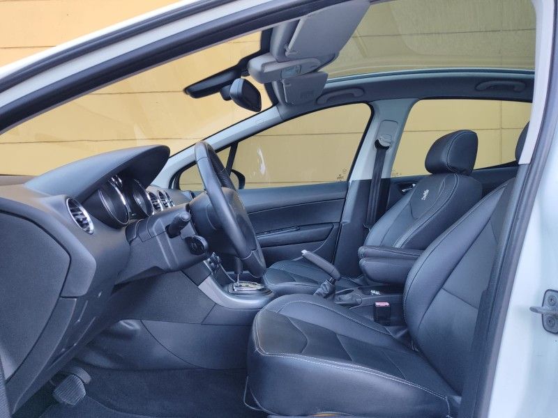 PEUGEOT 308 2.0 ALLURE 16V 2013/2014 HUBNER MULTIMARCAS FARROUPILHA / Carros no Vale PEUGEOT 308 2.0 ALLURE 16V 2013/2014 HUBNER MULTIMARCAS FARROUPILHA / Carros no Vale