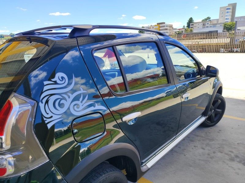 RENAULT SANDERO 1.6 STEPWAY 16V 2011/2011 HUBNER MULTIMARCAS FARROUPILHA / Carros no Vale