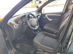 RENAULT SANDERO 1.6 STEPWAY 16V 2011/2011 HUBNER MULTIMARCAS FARROUPILHA / Carros no Vale