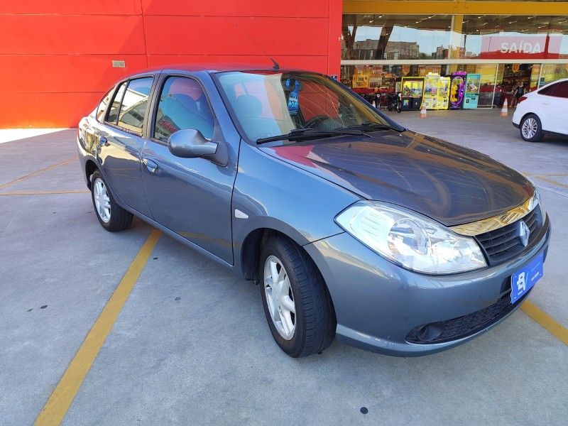 RENAULT SYMBOL 1.6 PRIVILÈGE 16V 2012/2013 HUBNER MULTIMARCAS FARROUPILHA / Carros no Vale