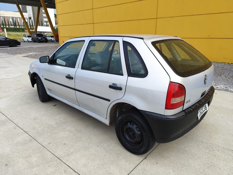VOLKSWAGEN GOL 1.0 MI 16V G.III 1999/2000 HUBNER MULTIMARCAS FARROUPILHA / Carros no Vale
