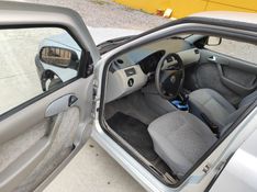 VOLKSWAGEN GOL 1.0 MI 16V G.III 1999/2000 HUBNER MULTIMARCAS FARROUPILHA / Carros no Vale