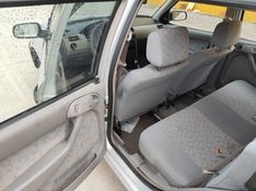 VOLKSWAGEN GOL 1.0 MI 16V G.III 1999/2000 HUBNER MULTIMARCAS FARROUPILHA / Carros no Vale