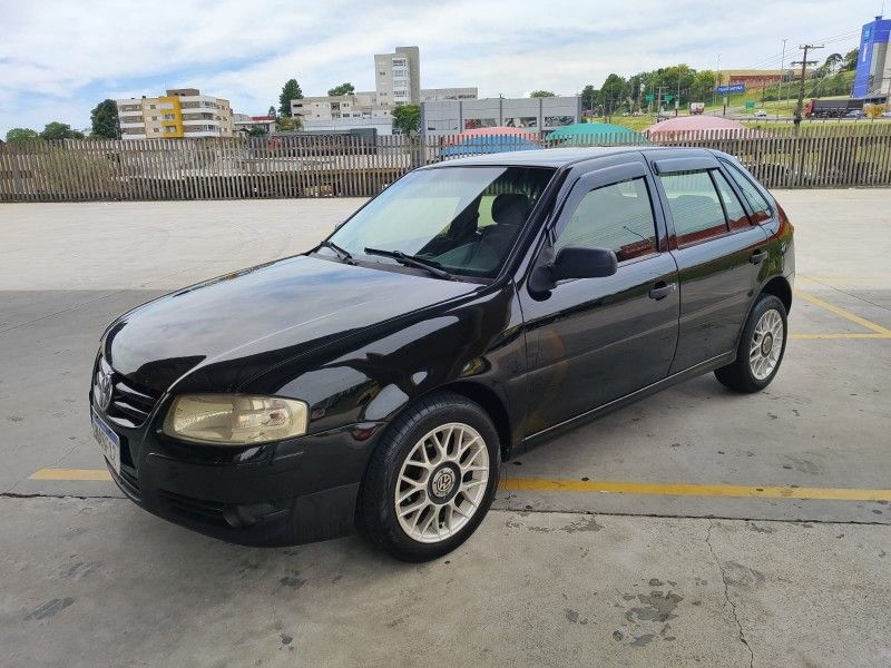 VOLKSWAGEN GOL 1.0 MI CITY 8V 2006/2006 HUBNER MULTIMARCAS FARROUPILHA / Carros no Vale