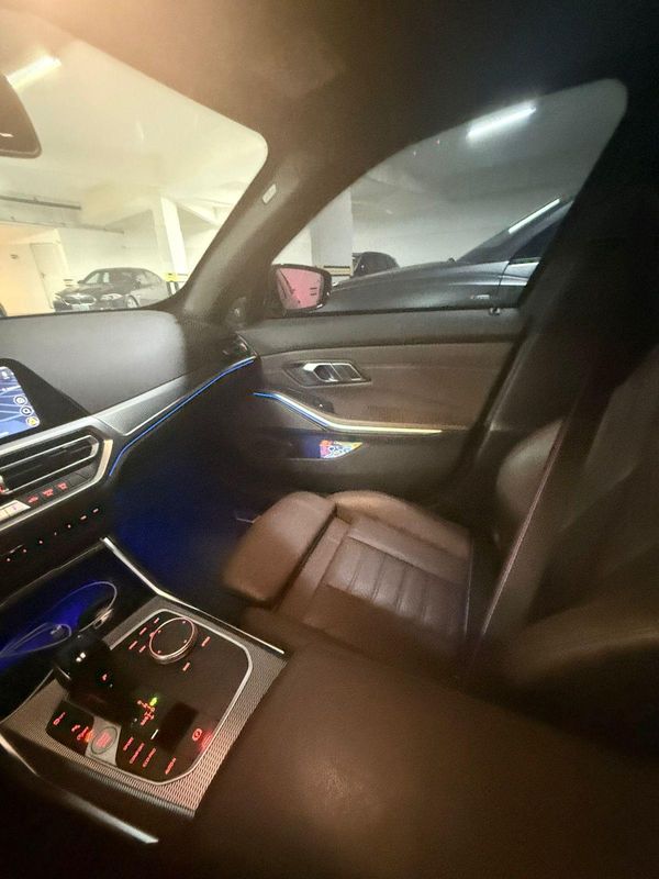 BMW 320I 2.0 16V TURBO FLEX M SPORT AUTOMÁTICO 2022/2022 FÁBIO BERNARDES PORTO ALEGRE / Carros no Vale