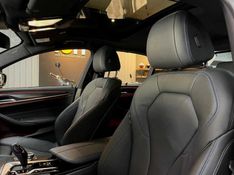 BMW 530E 2.0 16V TWINPOWER HÍBRIDO M SPORT AUTOMÁTICO 2022/2022 FÁBIO BERNARDES PORTO ALEGRE / Carros no Vale