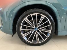 BMW IX1 ELÉTRICO XDRIVE30 M SPORT 2023/2024 FÁBIO BERNARDES PORTO ALEGRE / Carros no Vale