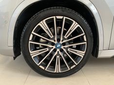 BMW IX1 ELÉTRICO XDRIVE30 M SPORT 2023/2024 FÁBIO BERNARDES PORTO ALEGRE / Carros no Vale