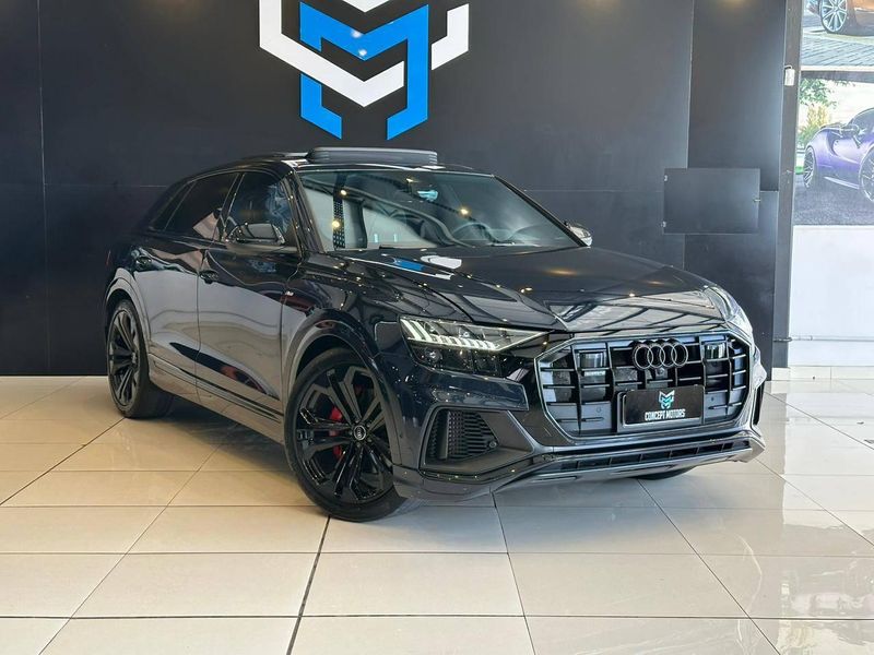 Audi Q8 Perf.Black 3.0 TFSI Quat S-tr. 2023/2023 CONCEPT MOTORS PASSO FUNDO / Carros no Vale Audi Q8 Perf.Black 3.0 TFSI Quat S-tr. 2023/2023 CONCEPT MOTORS PASSO FUNDO / Carros no Vale