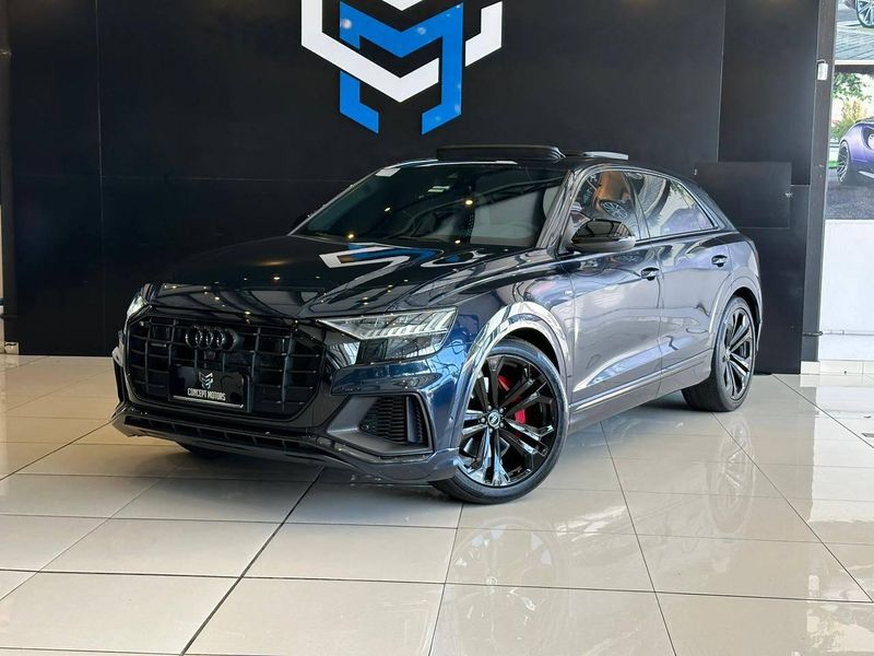 Audi Q8 Perf.Black 3.0 TFSI Quat S-tr. 2023/2023 CONCEPT MOTORS PASSO FUNDO / Carros no Vale Audi Q8 Perf.Black 3.0 TFSI Quat S-tr. 2023/2023 CONCEPT MOTORS PASSO FUNDO / Carros no Vale