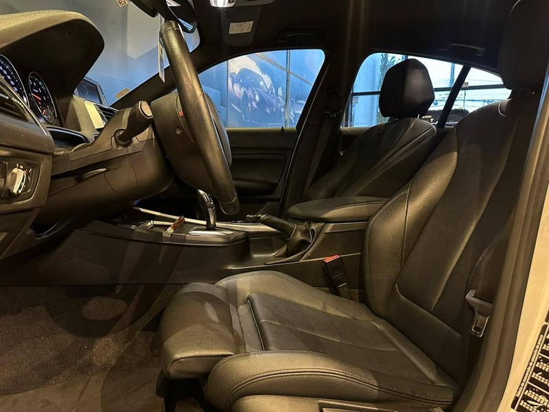 BMW 120i Sport 2.0/ActiveFlex 16V Aut. 2018/2019 CONCEPT MOTORS PASSO FUNDO / Carros no Vale