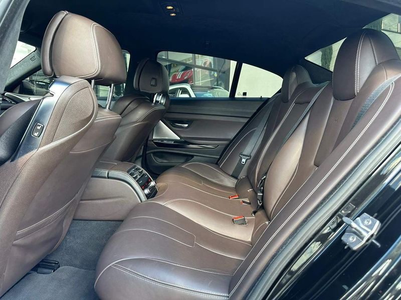 BMW M6 Gran Coupe 4.4 Bi-Turbo V8 32V 750cv 2014/2015 CONCEPT MOTORS PASSO FUNDO / Carros no Vale