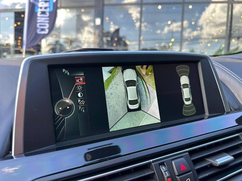 BMW M6 Gran Coupe 4.4 Bi-Turbo V8 32V 750cv 2014/2015 CONCEPT MOTORS PASSO FUNDO / Carros no Vale