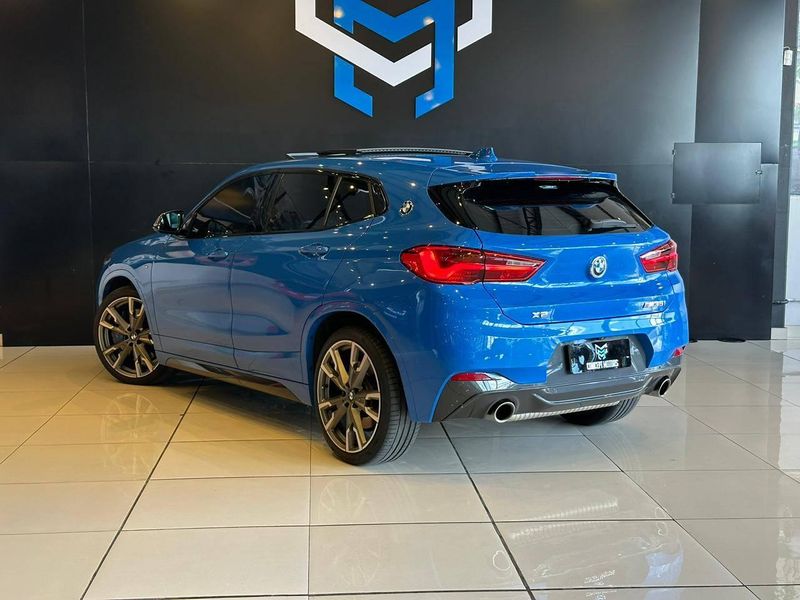 BMW X2 M35i 2.0 Turbo 306cv Aut. 2020/2020 CONCEPT MOTORS PASSO FUNDO / Carros no Vale