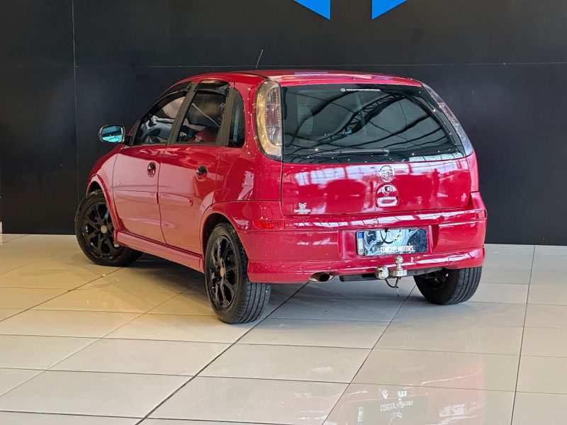 Chevrolet Corsa Hatch Corsa Hat SS 1.8 MPFI 8V FlexPower 5p 2005/2006 CONCEPT MOTORS PASSO FUNDO / Carros no Vale