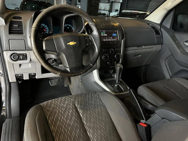 Chevrolet S-10 Pick-up LT 2.8 TDI 4×4 CD Diesel Aut 2013/2014 CONCEPT MOTORS PASSO FUNDO / Carros no Vale Chevrolet S-10 Pick-up LT 2.8 TDI 4×4 CD Diesel Aut 2013/2014 CONCEPT MOTORS PASSO FUNDO / Carros no Vale