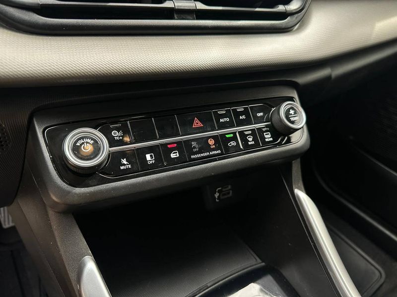 Fiat Fastback 1.0 200 Turbo Flex Aut 2023/2024 CONCEPT MOTORS PASSO FUNDO / Carros no Vale Fiat Fastback 1.0 200 Turbo Flex Aut 2023/2024 CONCEPT MOTORS PASSO FUNDO / Carros no Vale