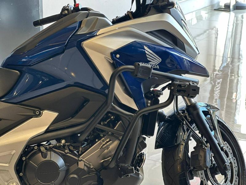 Honda NC 750X ABS 2022/2022 CONCEPT MOTORS PASSO FUNDO / Carros no Vale Honda NC 750X ABS 2022/2022 CONCEPT MOTORS PASSO FUNDO / Carros no Vale