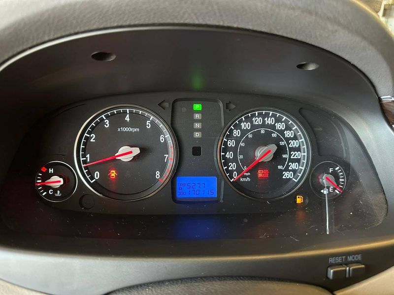 Hyundai Azera GLS 3.3 V6 24V 4p Aut. 2008/2009 CONCEPT MOTORS PASSO FUNDO / Carros no Vale