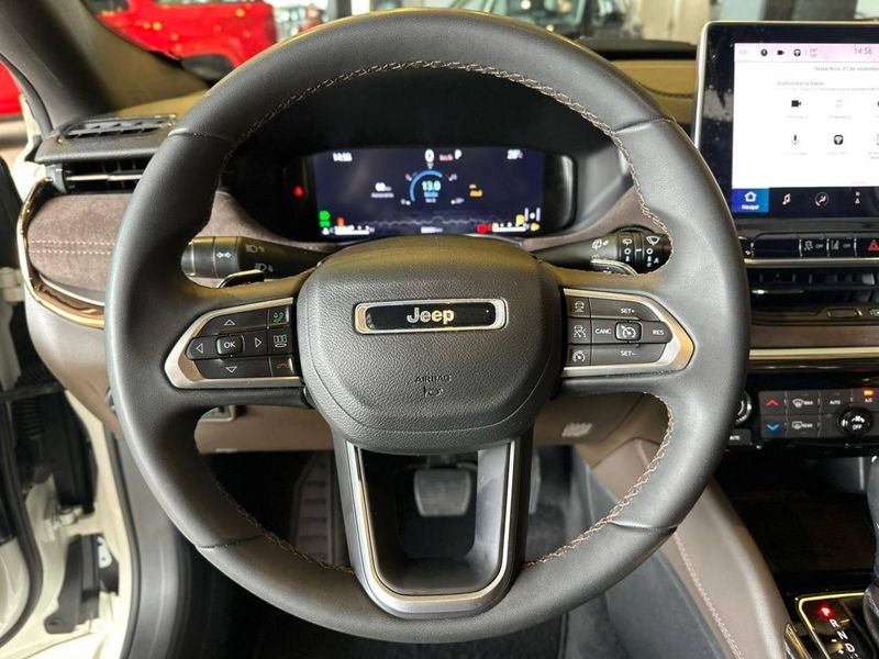 Jeep Commander Overl TD380 2.0 4×4 Die Aut. 2022/2023 CONCEPT MOTORS PASSO FUNDO / Carros no Vale