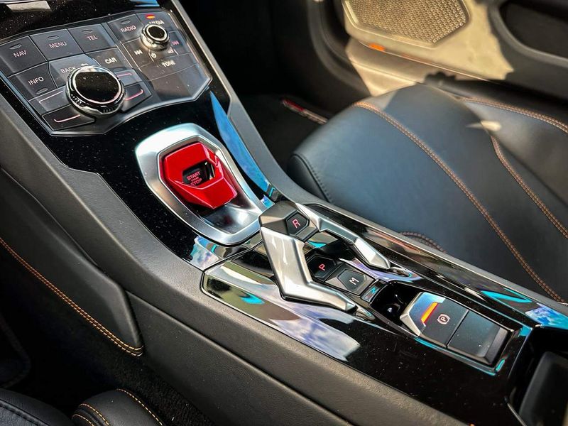 Lamborghini Huracan Coupe LP 610-4 2017/2017 CONCEPT MOTORS PASSO FUNDO / Carros no Vale