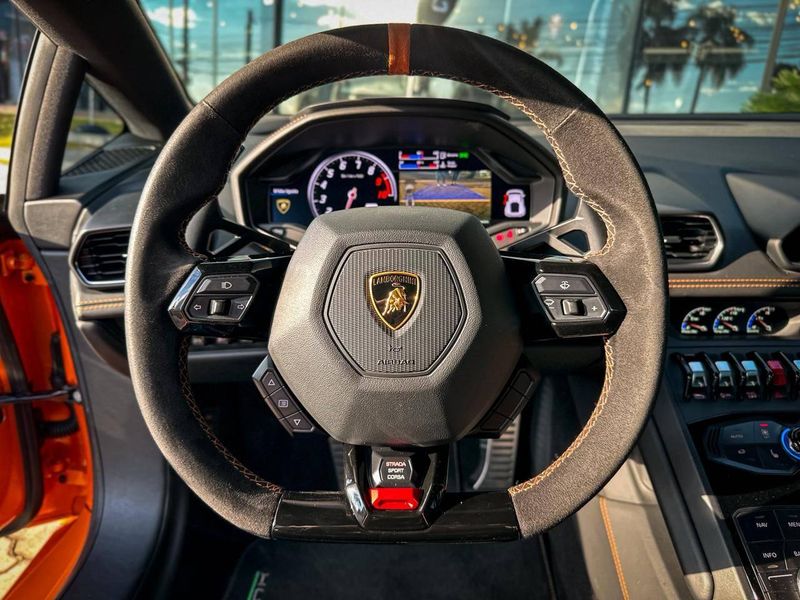 Lamborghini Huracan Coupe LP 610-4 2017/2017 CONCEPT MOTORS PASSO FUNDO / Carros no Vale