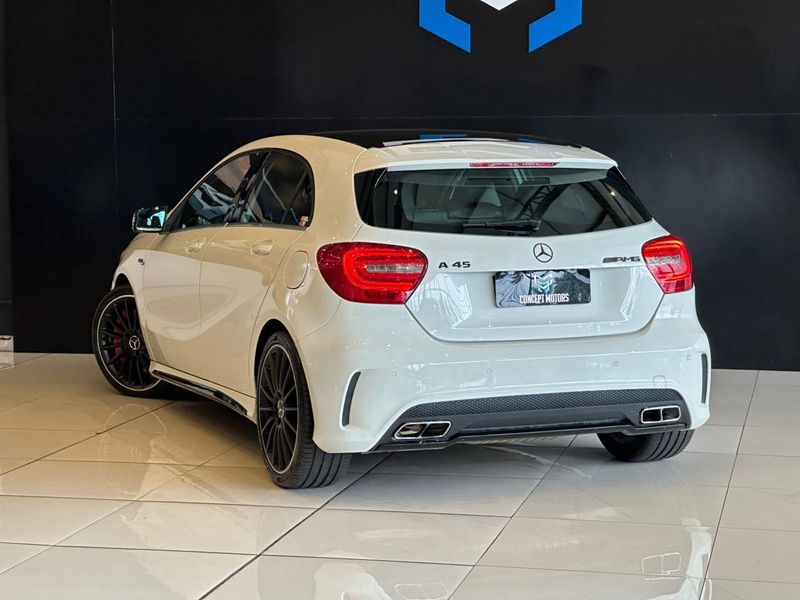 Mercedes-Benz Classe A 45 AMG 4MATIC 2.0 Turbo Aut. 2015/2015 CONCEPT MOTORS PASSO FUNDO / Carros no Vale