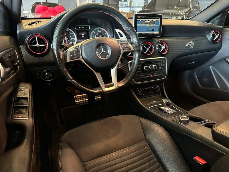 Mercedes-Benz Classe A 45 AMG 4MATIC 2.0 Turbo Aut. 2015/2015 CONCEPT MOTORS PASSO FUNDO / Carros no Vale