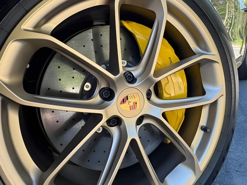 Porsche Cayenne Turbo GT 4.0 V8 2023/2024 CONCEPT MOTORS PASSO FUNDO / Carros no Vale